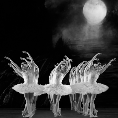 Swan Lake (The Royal Ballet)